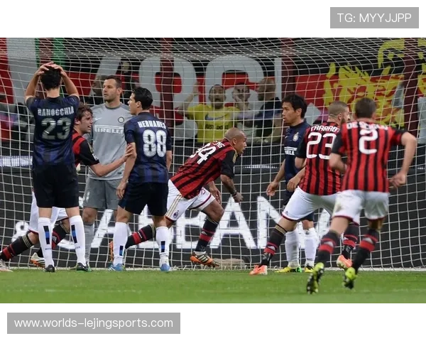 米兰冬奥会火炬接力在罗马启动,游泳冠军帕尔特里涅里任首棒火炬手 米兰冬奥会火炬接力在罗马启动,游泳冠军帕尔特里涅里任首棒火炬手